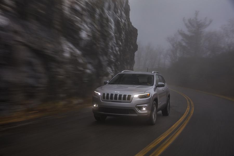  Jeep Cherokee Limited (KL) 2018 года  (NA) (фото 14 из 41)